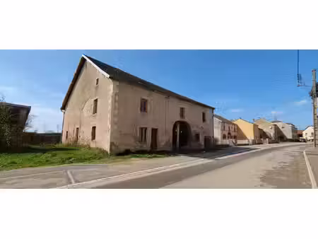 corps de ferme 200m2 4 pièces et annexe 70300 baudoncourt