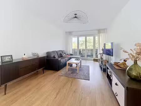 vente appartement 5 pièces  90.00m²  longeville