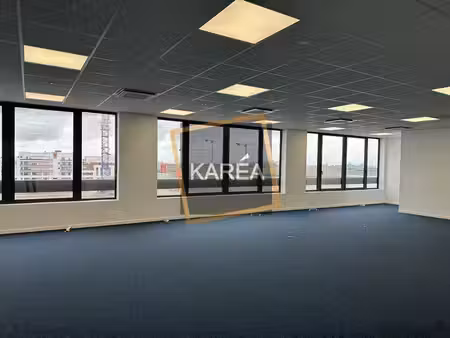location bureaux chessy 77700 171m²