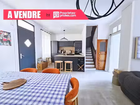 angevine à seulement 5 minutes à vélo de la gare saint-laud - le charme de l'ancien et le 