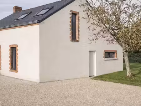 maison rénovée avec jardin sainte-luce-sur-loire