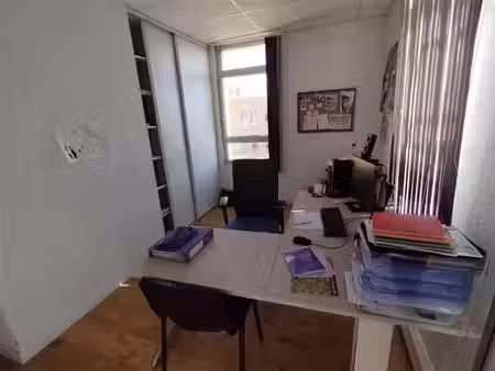 location bureau aix en provence 53 m²