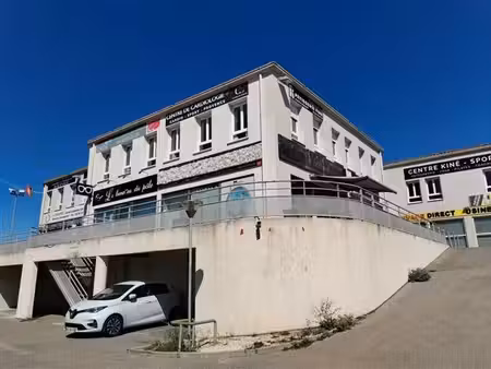 location bureau eguilles 107 m²