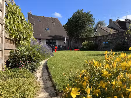 maison avec jardin clos de murs a belleme