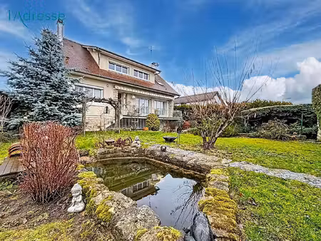 vente maison 5 pièces  132.24m²  bruyères