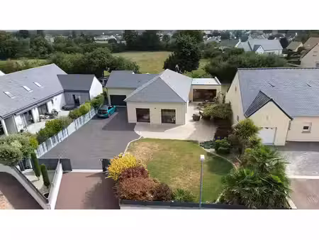 maison 3 chambres de plains pieds  5/6 pièces  135 m2