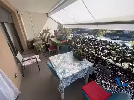 vente appartement 4 pièces 91 m² à cuers (83390)  300 000 €