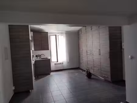 location appartement 2 pièces 35m² sete 34200