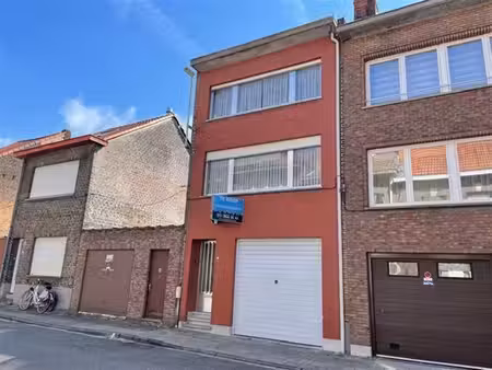 huis te koop in boom met 2 slaapkamers