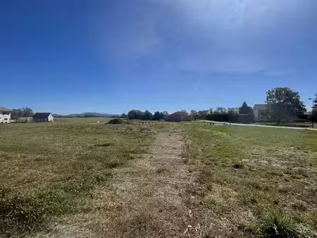 terrain à bâtir à briod (39570)