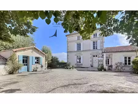 charmante maison de campagne - vallée de la boutonne (réf. 61012)