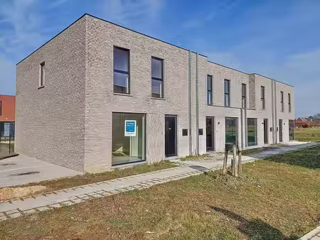 huis te koop in waregem met 3 slaapkamers