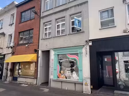 commercieel te koop in zottegem met 2 slaapkamers