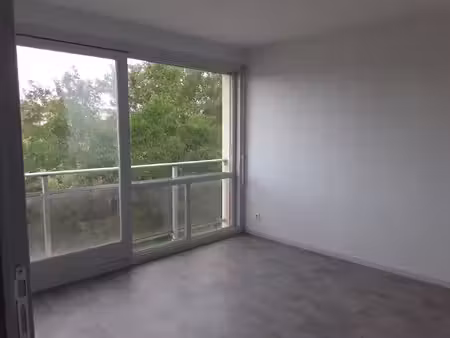 location appartement 1 pièce 26m² vichy 03200