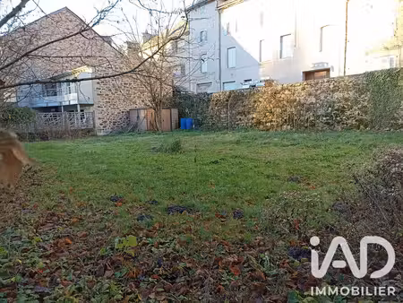 terrain à salmiech (12120)
