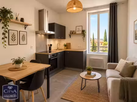 appartement à vendre 2 pièces 27 m² - carpentras (84) - 55 000€