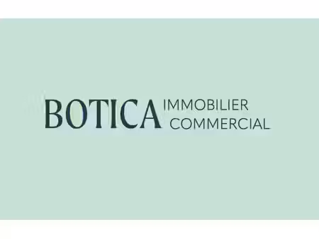 location commerce 115m²