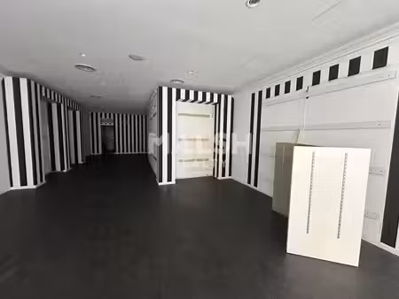 location commerce lyon 69002 98m²