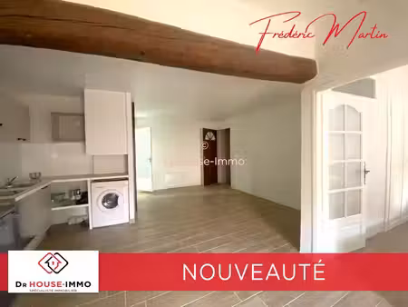 vers-pont-du-gard  en nouveauté très bel appartement 42 m² totalement restauré.