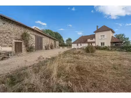 maison 8 pièces - 187 m²