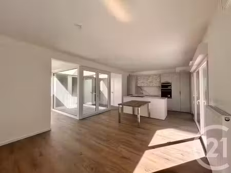location maison 3 pièces 71.74 m² à strasbourg (67000)  1 300 €