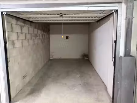 parking - 11 m²