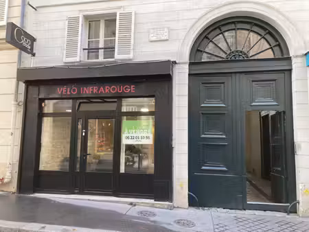 local commercial 2 pièces - 64 m²