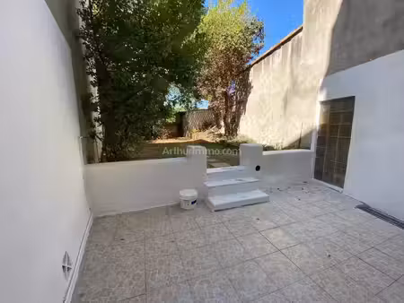 location appartement 3 pièces 54 m2 à aubagne