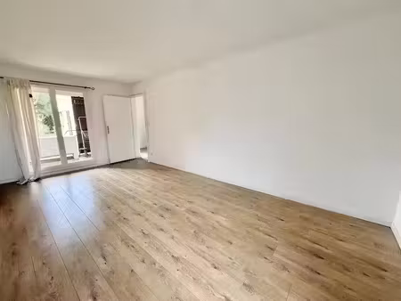location appartement 4 pièces 82m2 cassis 13260 - 1500 € - surface privée