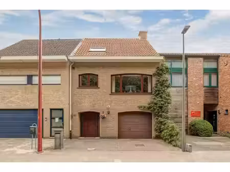 huis te koop in hoevenen met 4 slaapkamers