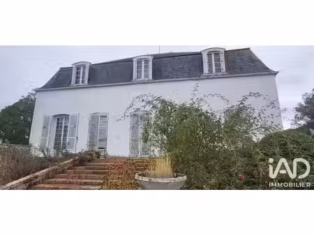 maison de village à charny (89120)