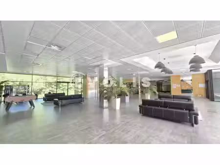 location bureaux jossigny 77600 14m² à 1154m²