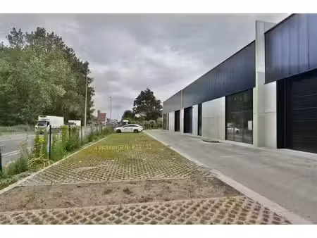 onze specialiteiten zijn: verkoop  verhuur  advies  aankoop en investeringen.
