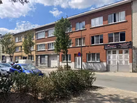 huis te koop in merksem met 4 slaapkamers