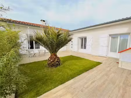 maison de plain pied - 256m ²