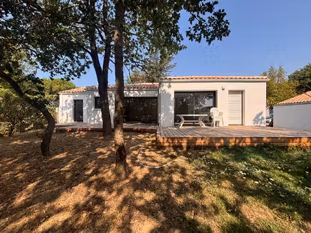 location maison 4 pièces  99.98m²  les sables