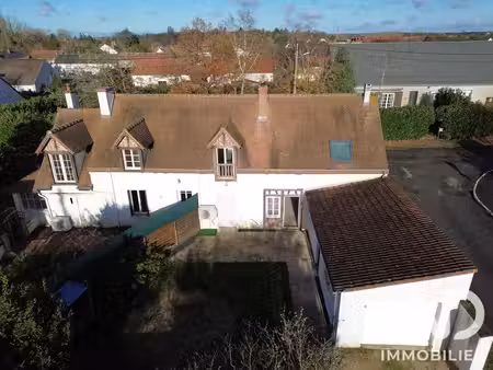 maison de village à saint-ay (45130)