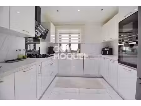 maison beaucaire 4 pièces 126 m2