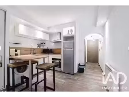 appartement à saint-cyr-sur-mer (83270)