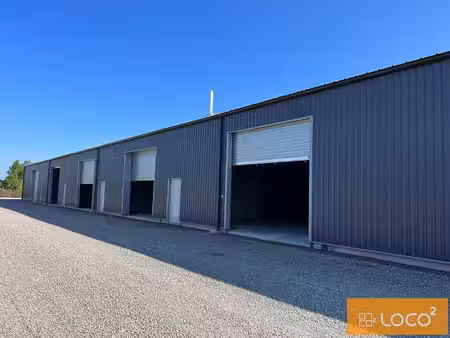 location entrepôt 250m²