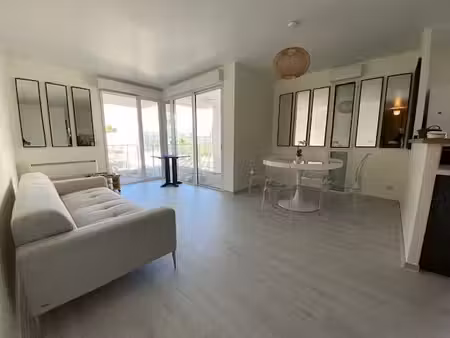 location appartement 3 pièces 72m² la rochelle 17000