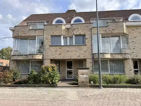 appartement te koop in sint-job-in-'t-goor met 3 slaapkamers