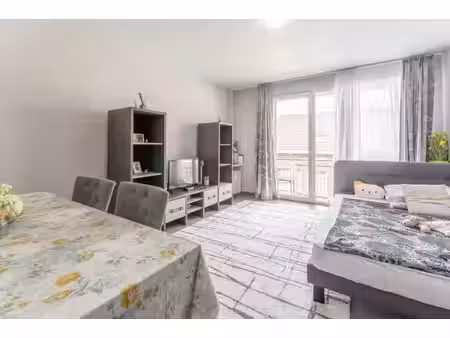 appartement à louer à chaussee d'alsemberg 95 braine-l'alleud (vbe65243)