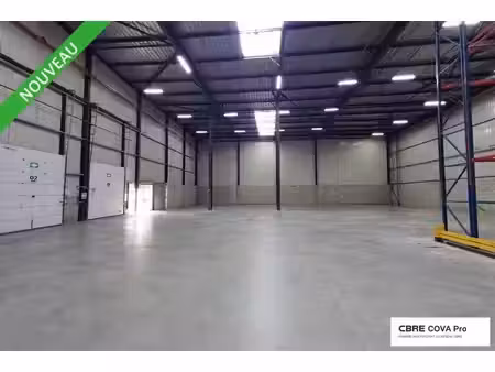 vente entrepôt moirans-en-montagne 39260 11700m²