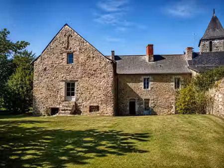 vente maison 7 pièces 260 m² miré (49330)