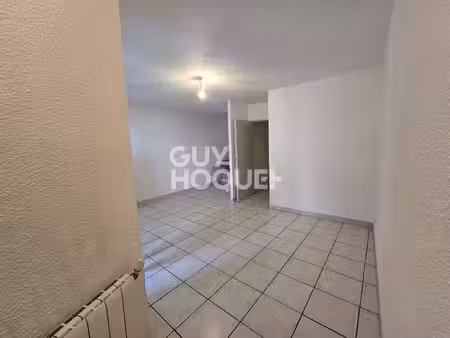 location appartement 3 pièces 41 m² à aubenas (07200)