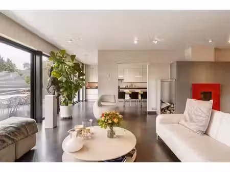 propriété exclusive avec un magnifique jardin à meise