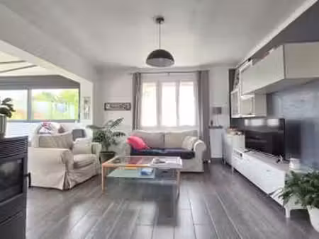 vente maison à montrevault (49110) : à vendre / 149m² montrevault