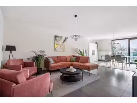 appartement avec parking au centre de wolvertem