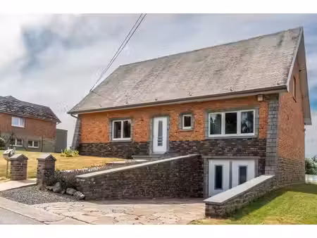 village de braibant - maison 4 façades avec splendide vue